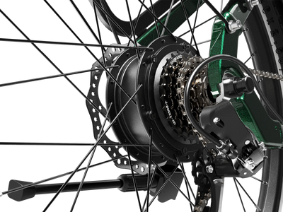 Dukawey FUGL3.0 rear hub motor and Shimano drivetrain detail